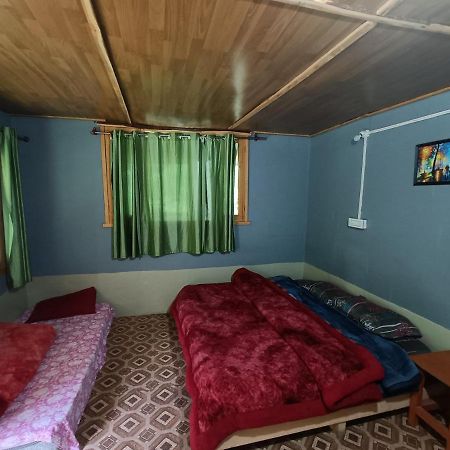 Reverberate Cafe & Cottages - Negi'S Place Jibhi المظهر الخارجي الصورة